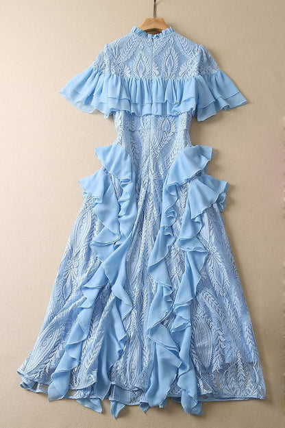 Gracefully Styled Dress for Any Occasion