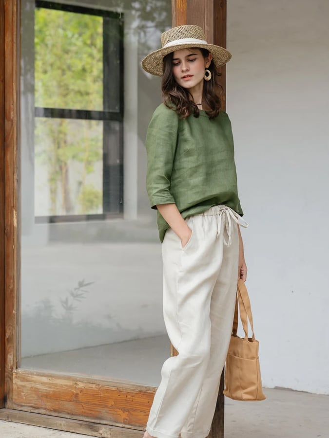 Classic Vintage Top with a Flattering Fit
