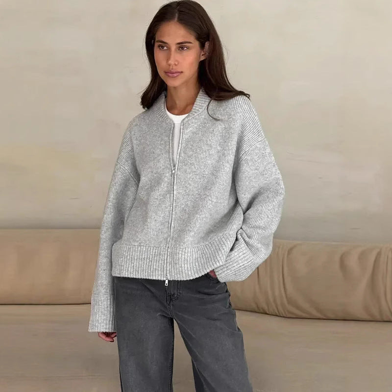 Effortlessly Elegant Coat with a Timeless Design