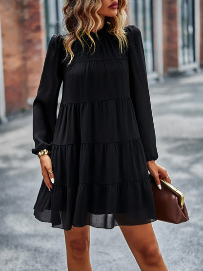 Effortlessly Elegant Dress with a Timeless Design