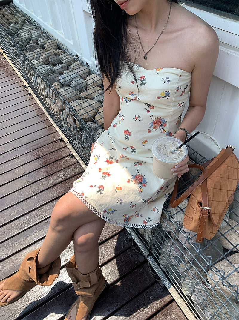 Classic Vintage & Enduringly Stylish Dress