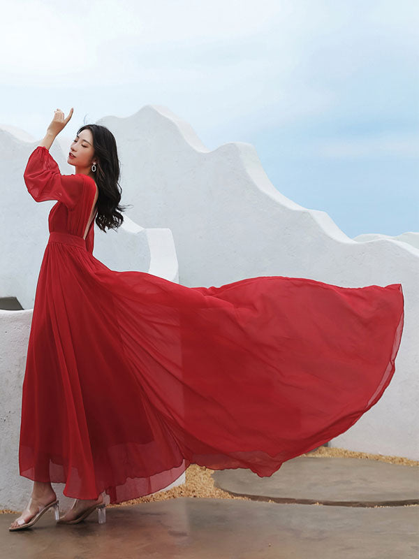 Beautifully Crafted Dress in a Classic Style