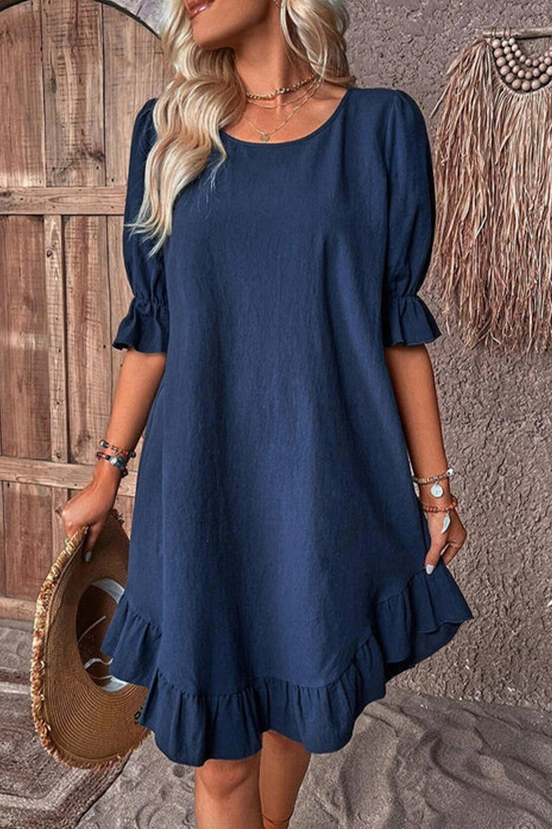 Classic Vintage Dress with a Flattering Fit