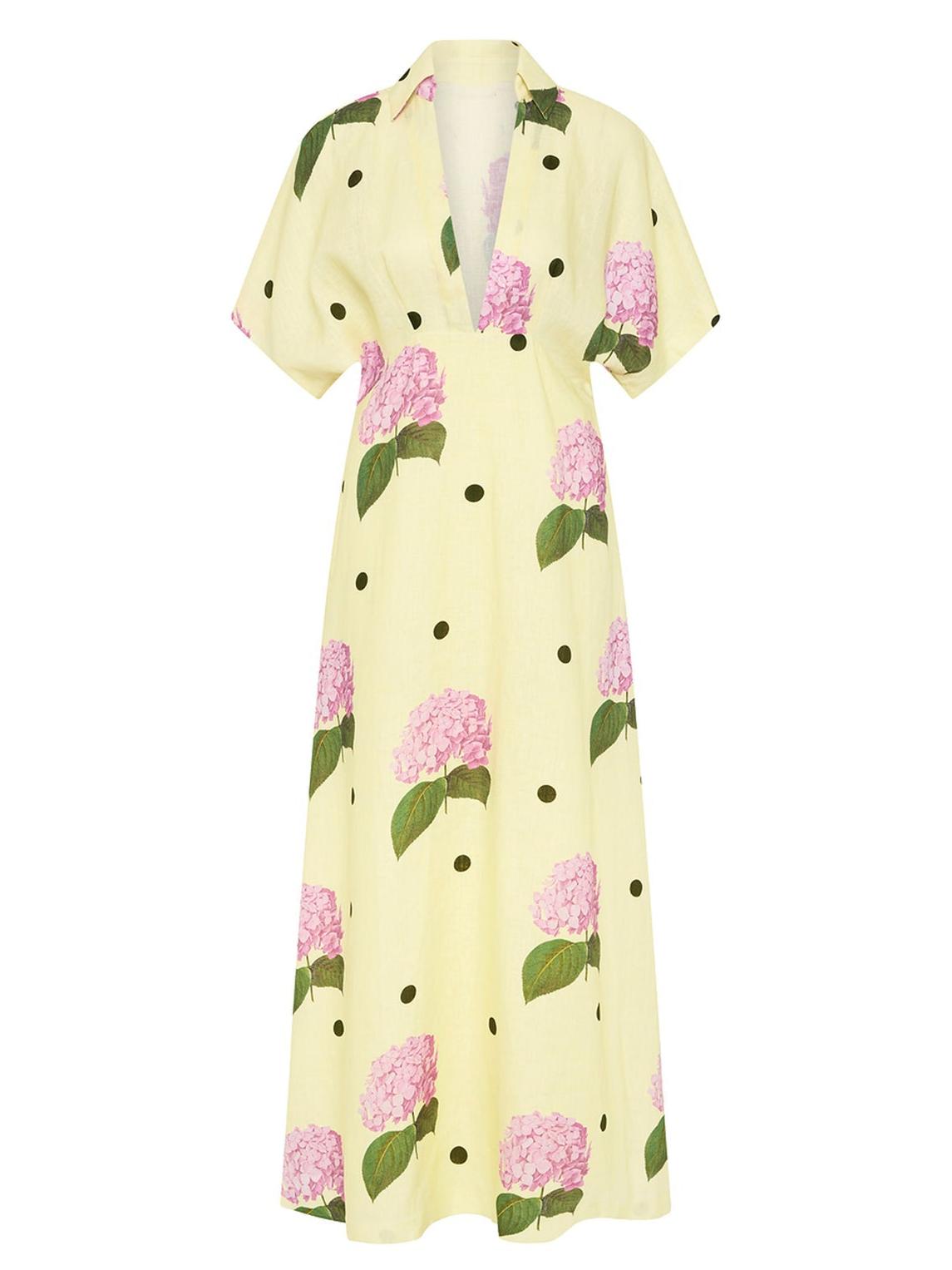 Well Tailored Dress with a Graceful Silhouette