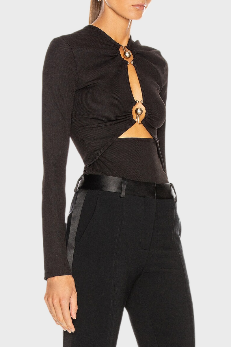 Effortlessly Elegant Garment with a Timeless Design