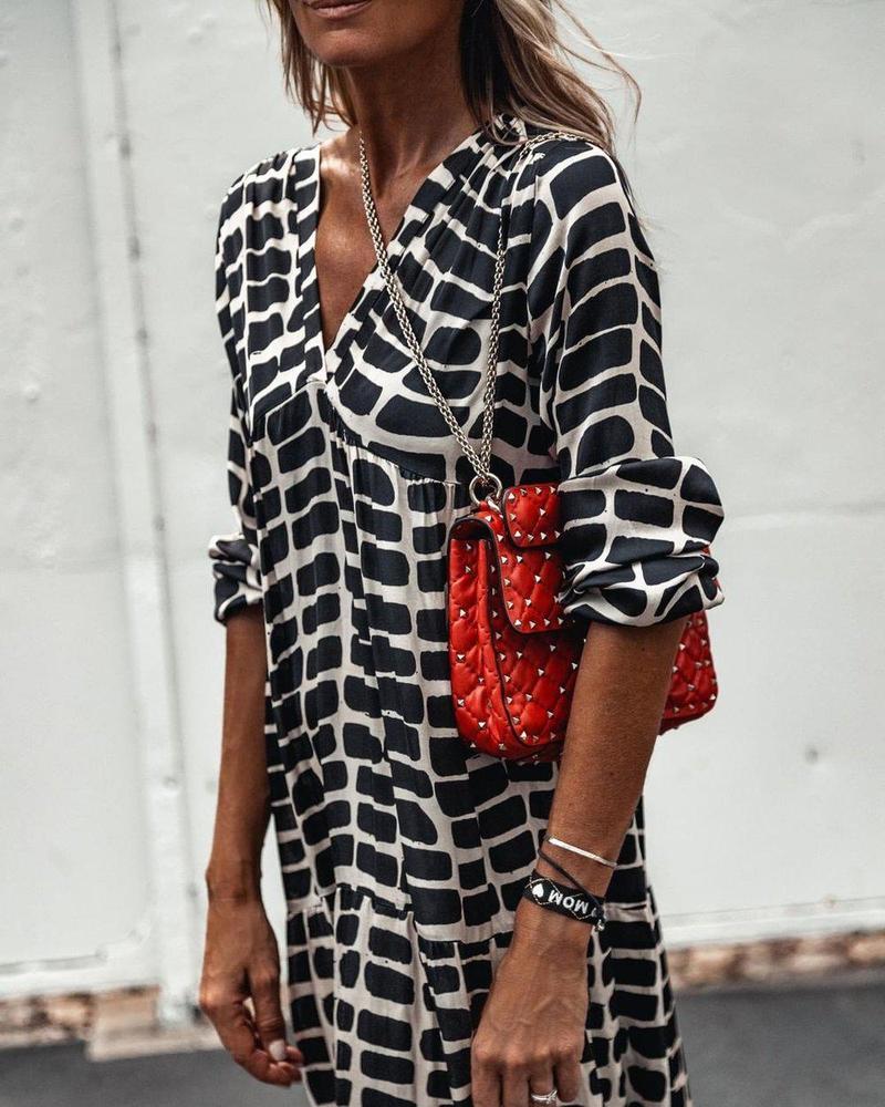 Sophisticated Dress with a Clean Classic Look