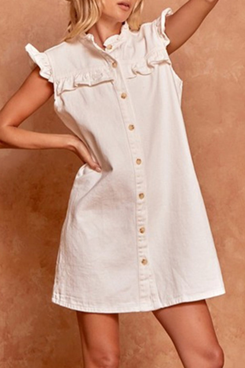 Effortlessly Elegant Dress with a Timeless Design