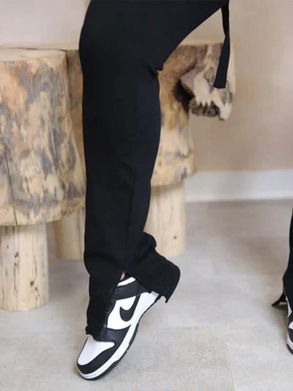 Effortlessly Elegant Pants with a Timeless Design