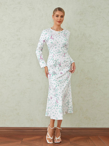 Gracefully Styled Dress for Any Occasion