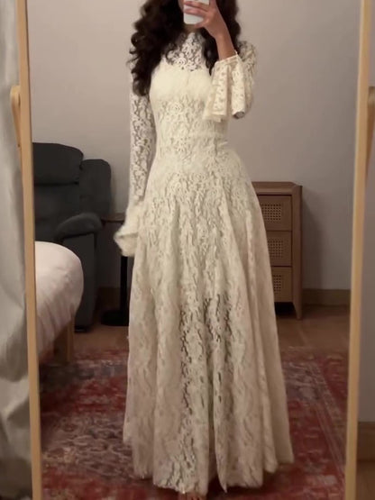 Classic Vintage & Enduringly Stylish Dress