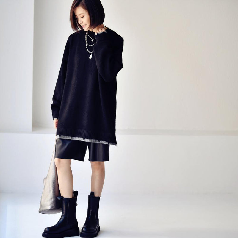 Classic Vintage Sweater with a Flattering Fit