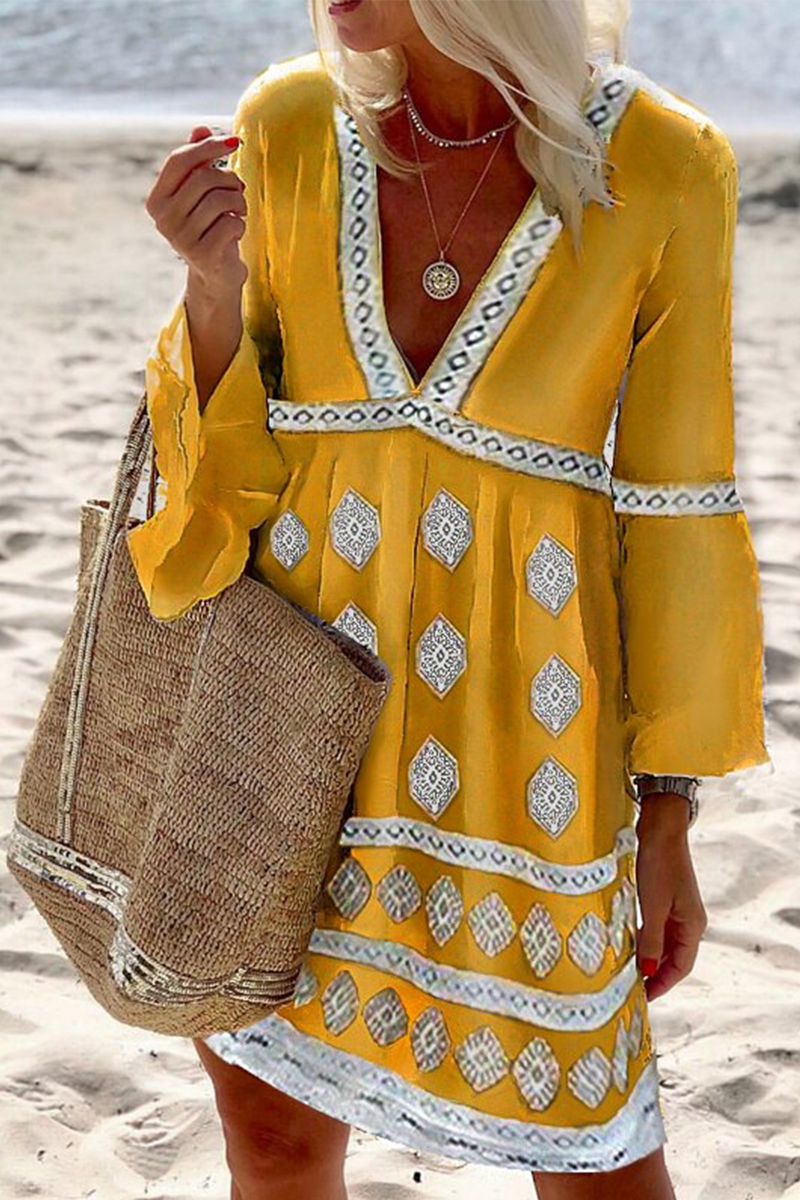 Sophisticated Dress with a Clean Classic Look