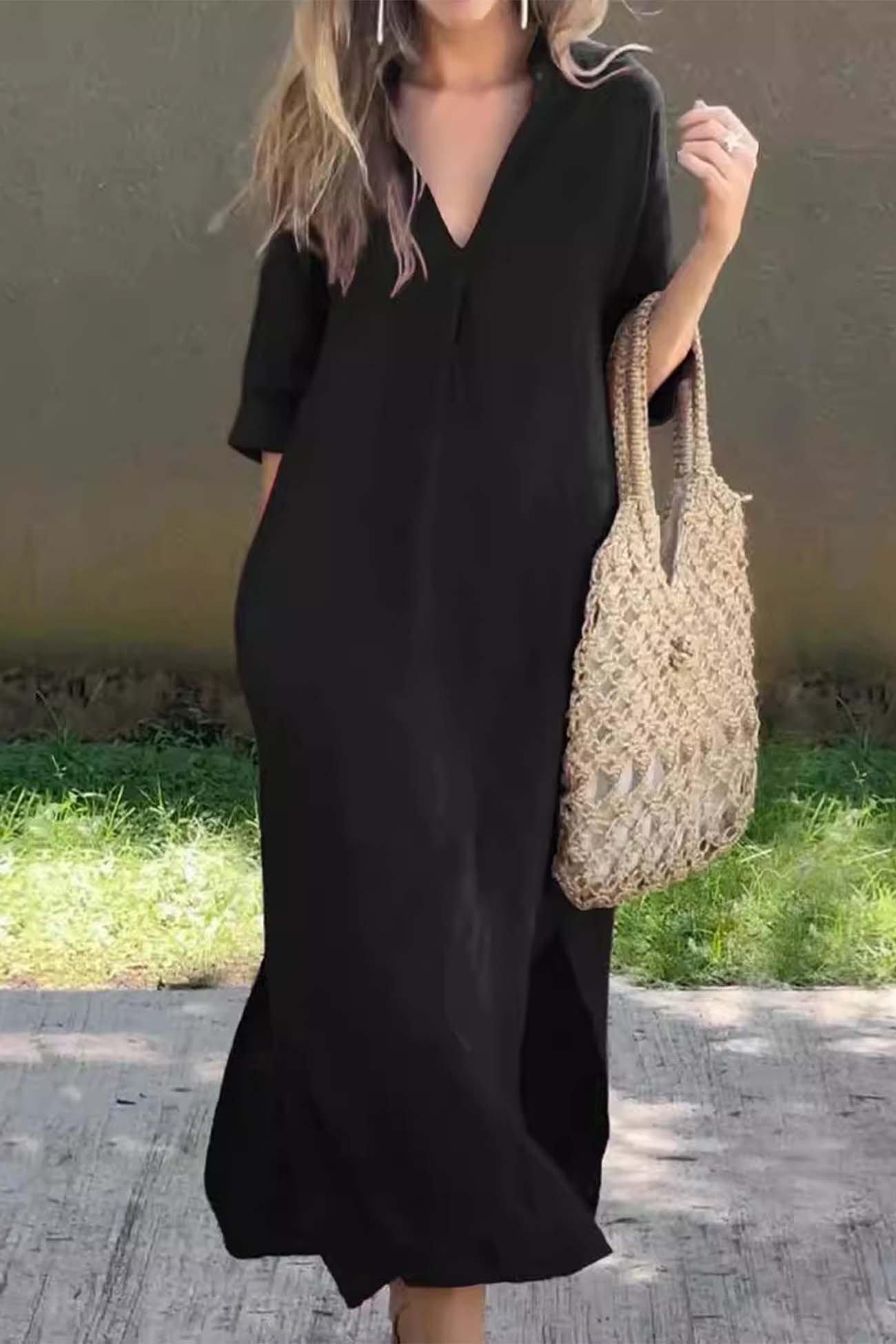 Classic Vintage Dress with a Flattering Fit