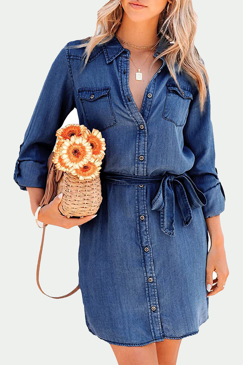Classic Vintage Dress with a Flattering Fit