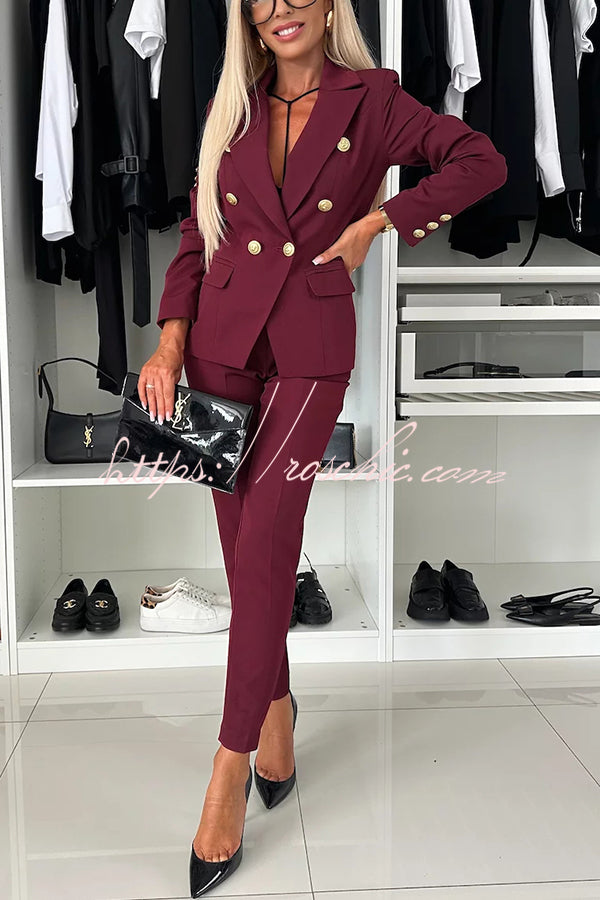 Well Tailored Pants with a Graceful Silhouette