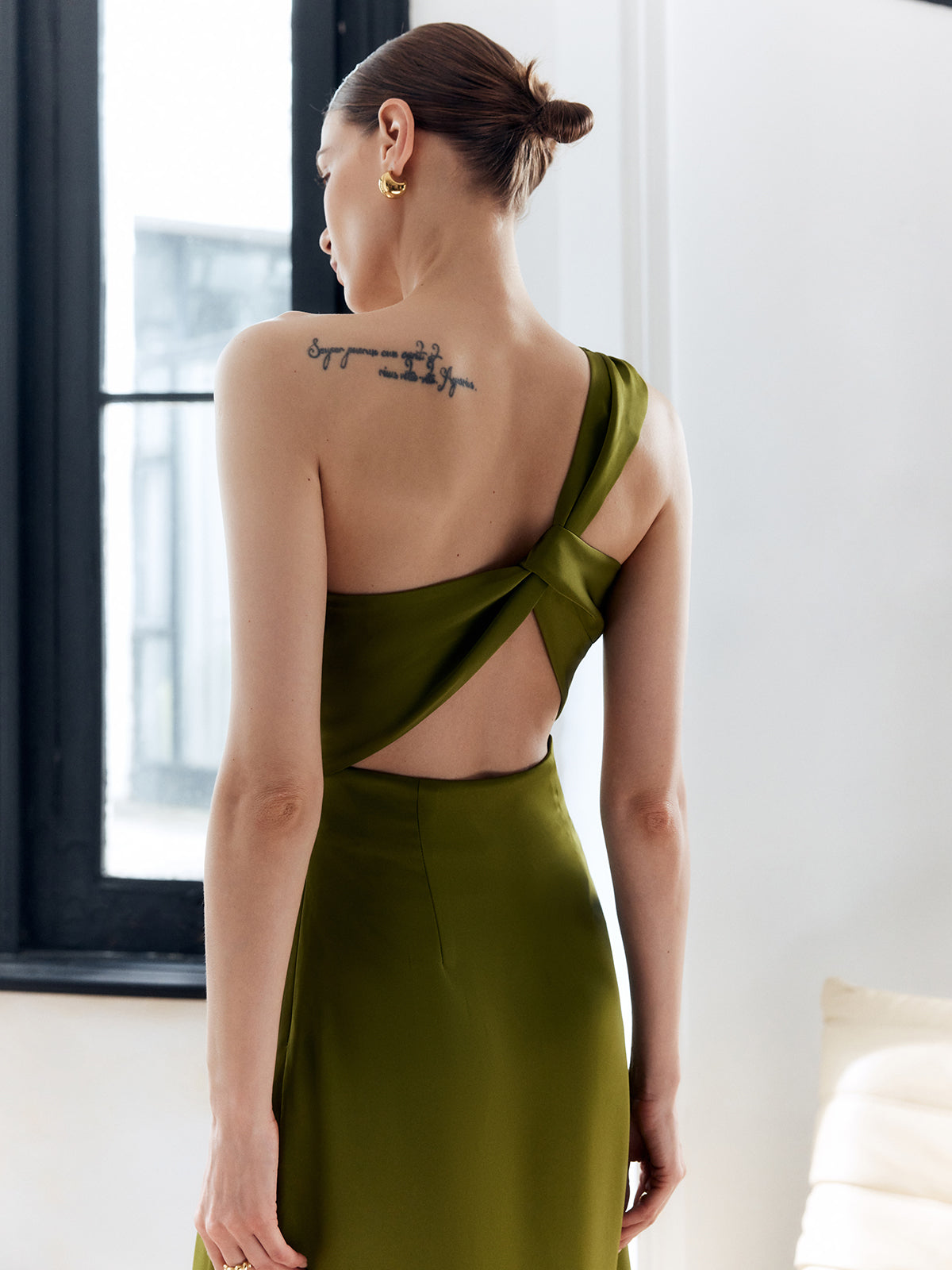 Elegantly Styled Dress for Everyday Wear