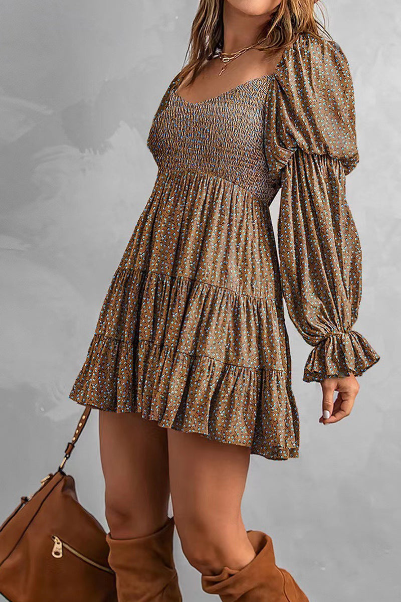 Classic Vintage Dress with a Flattering Fit