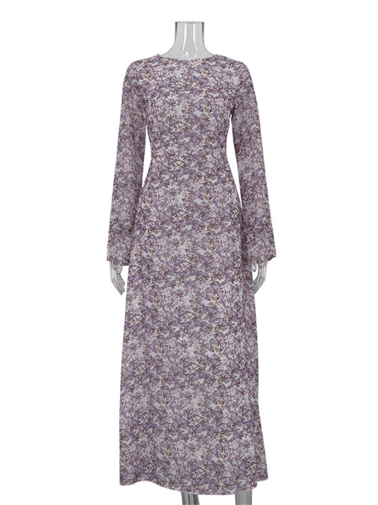A Vintage Style Dress with Delicate Timeless Details