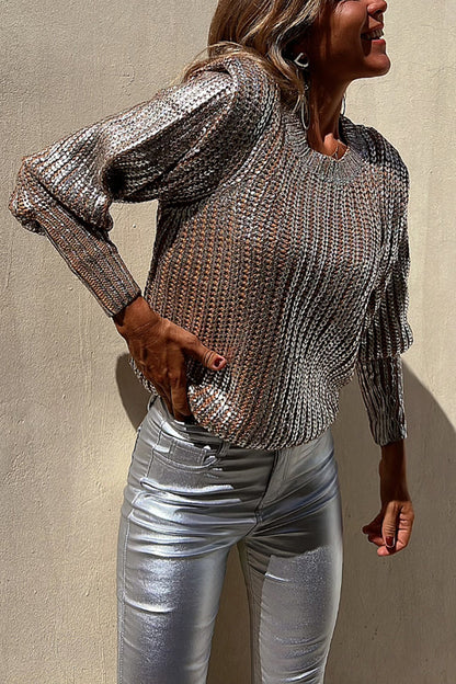 Effortlessly Elegant Pants with a Timeless Design