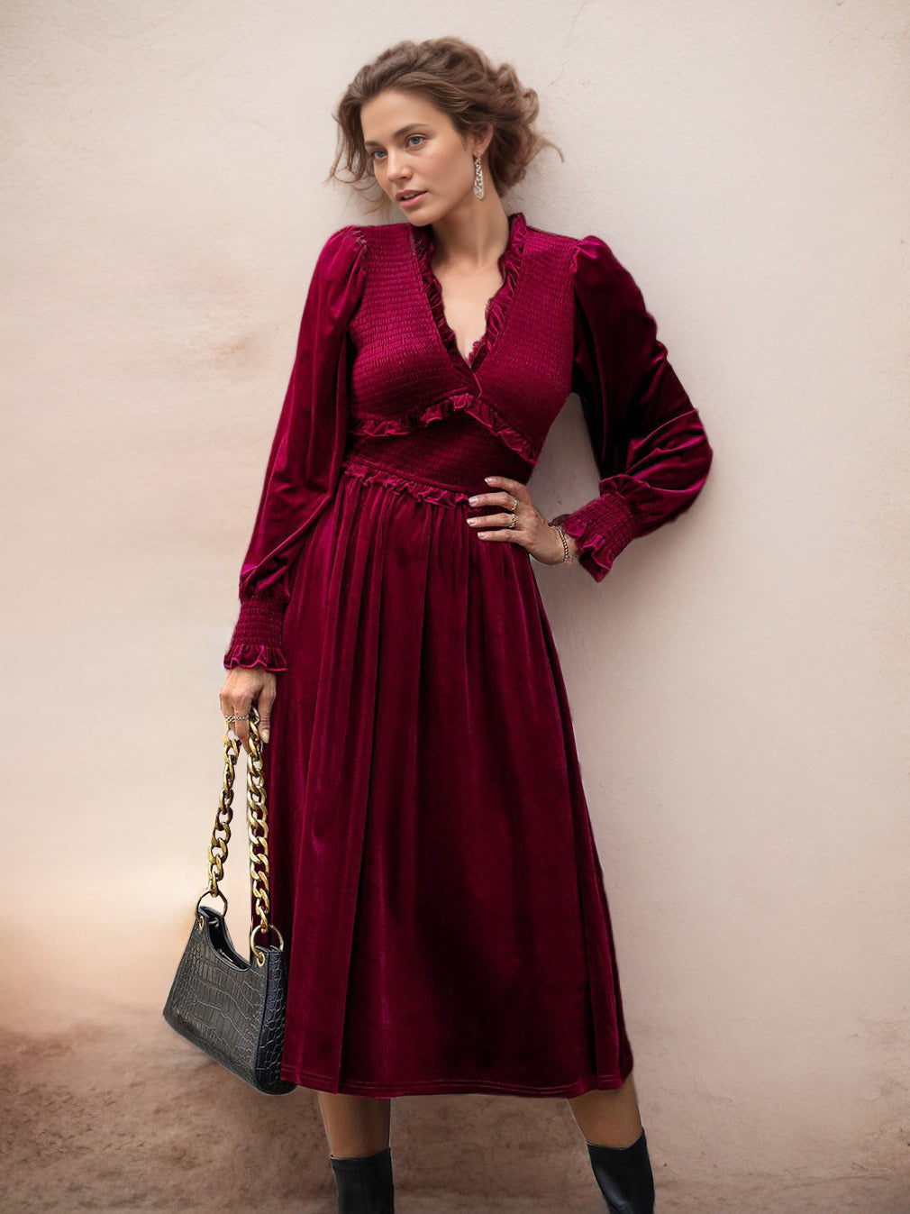 Beautifully Crafted Dress in a Classic Style