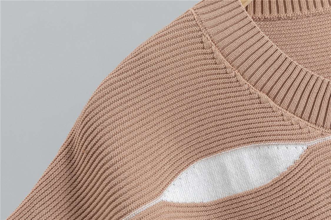 Well Tailored Garment with a Graceful Silhouette