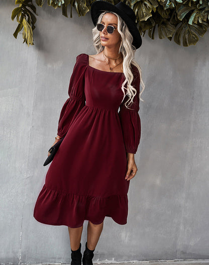 Classic Vintage Dress with a Flattering Fit