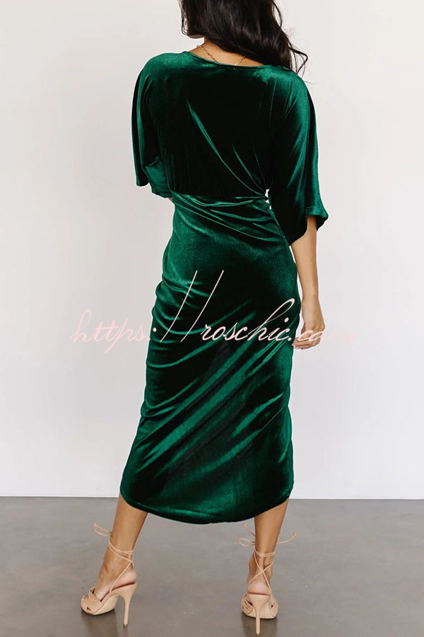 Classic Vintage & Enduringly Stylish Dress