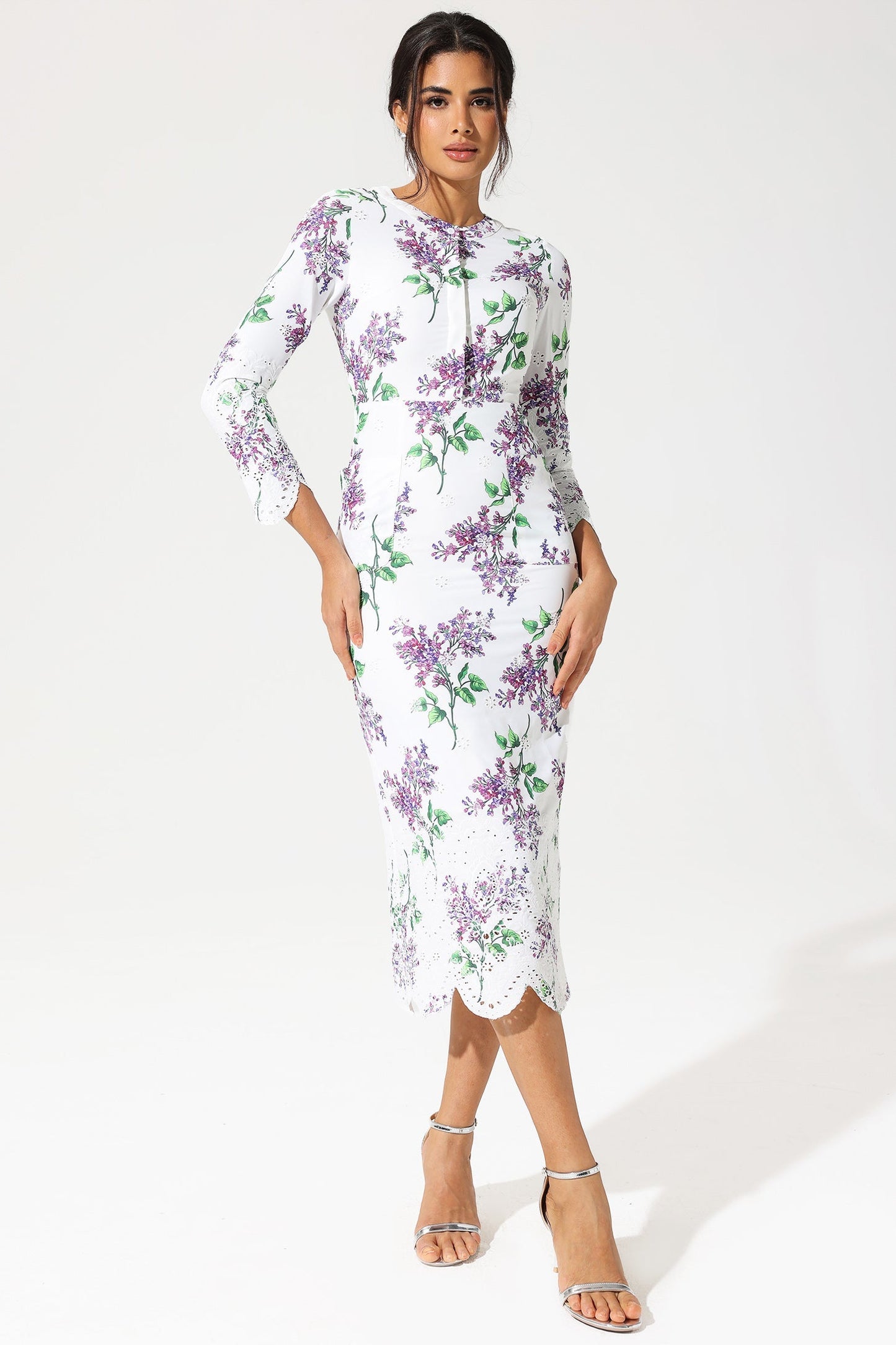 Gracefully Styled Dress for Any Occasion