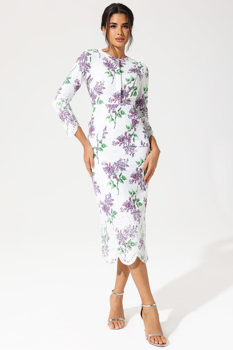 Gracefully Styled Dress for Any Occasion