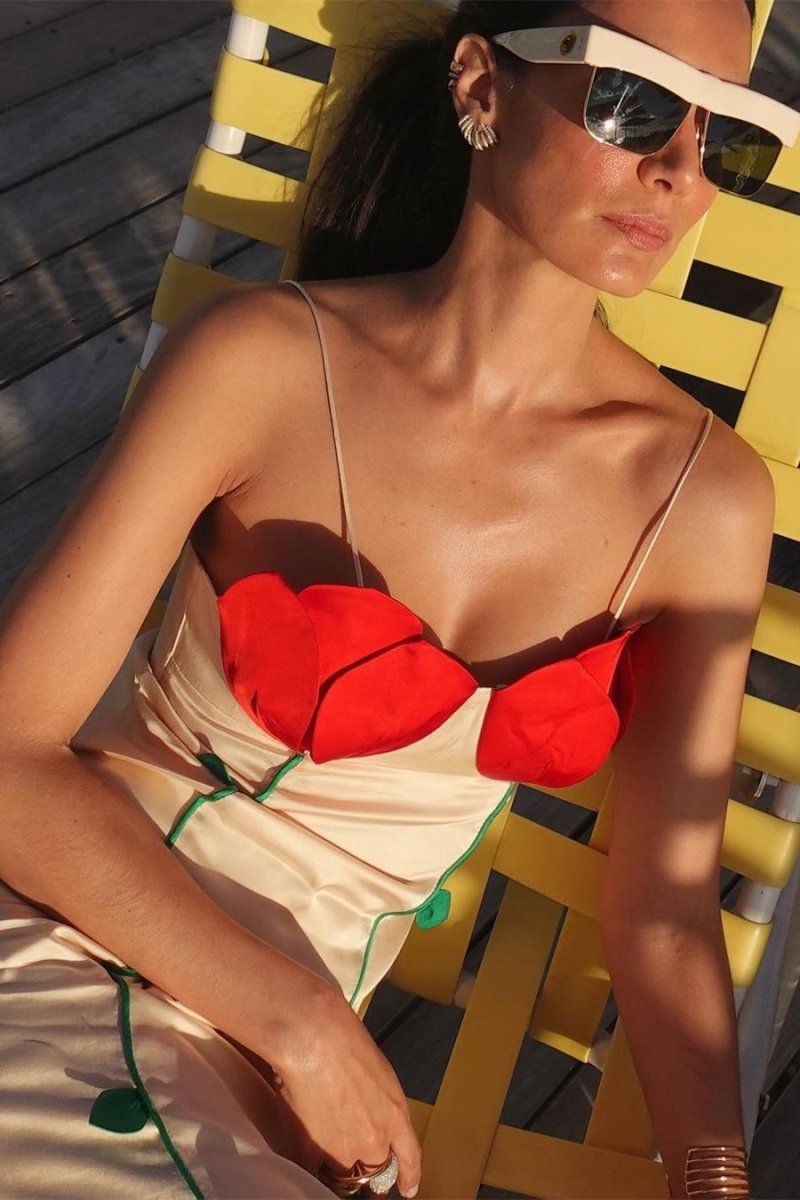 A Vintage Style Dress with Delicate Timeless Details