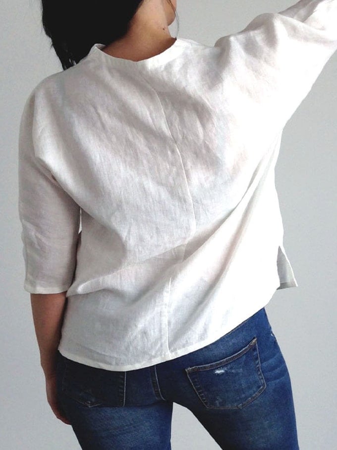Well Tailored Top with a Graceful Silhouette