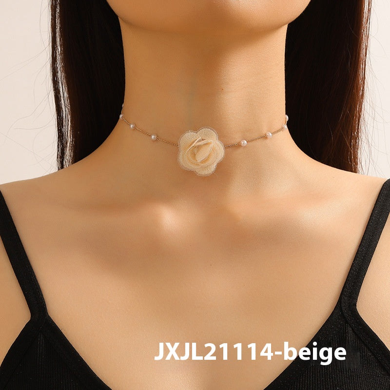 Romantic Pearl Necklace for Special Moments