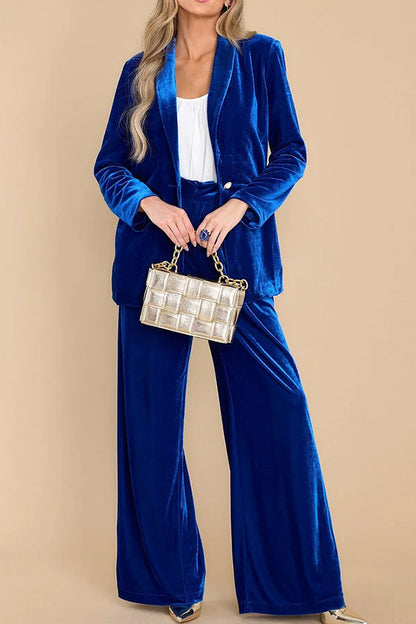 Beautifully Finished Garment in a Timeless Design