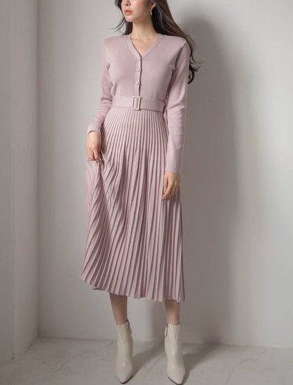 Well Tailored Dress with a Graceful Silhouette