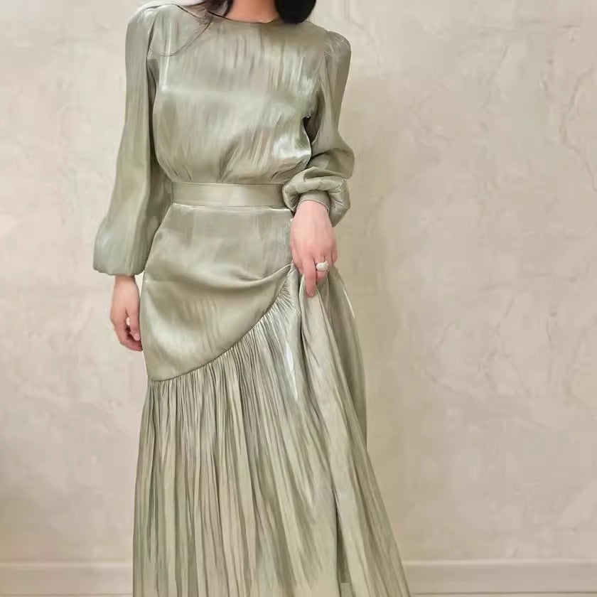 A Vintage Style Dress with Delicate Timeless Details