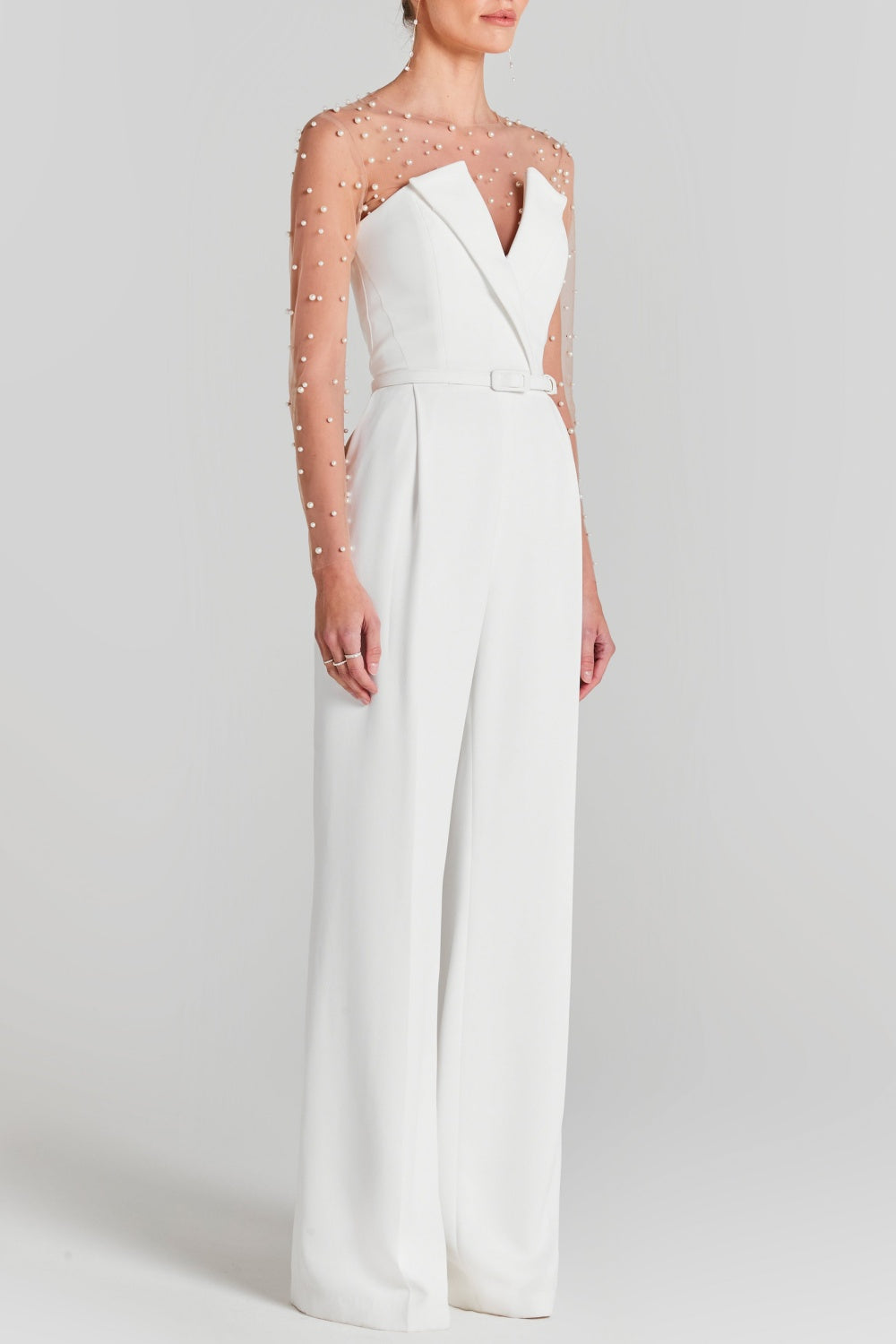 Effortlessly Elegant Garment with a Timeless Design