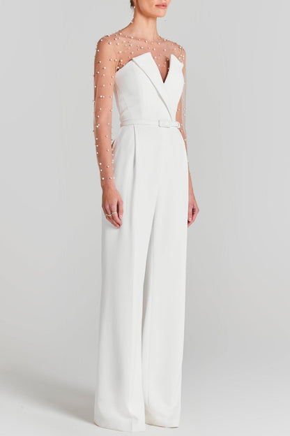 Effortlessly Elegant Garment with a Timeless Design