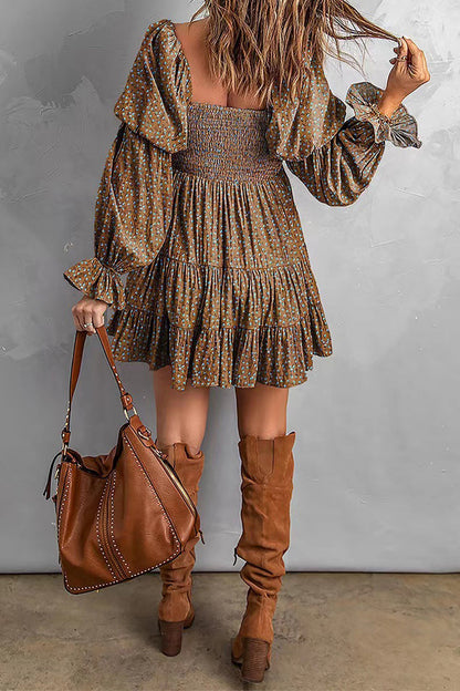 Classic Vintage Dress with a Flattering Fit