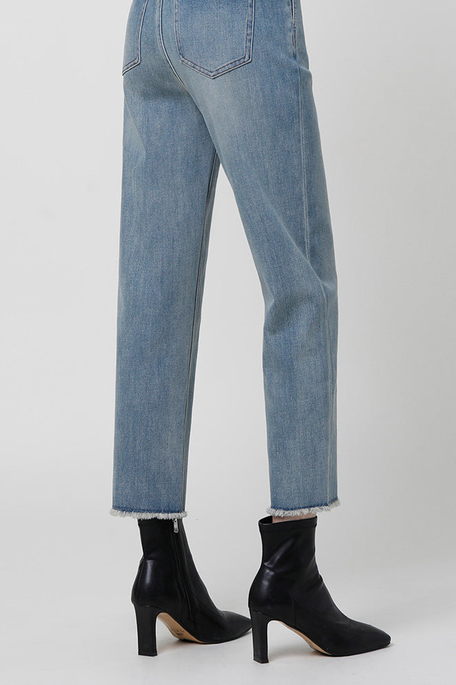 Polished Garment with an Effortless Classic Look