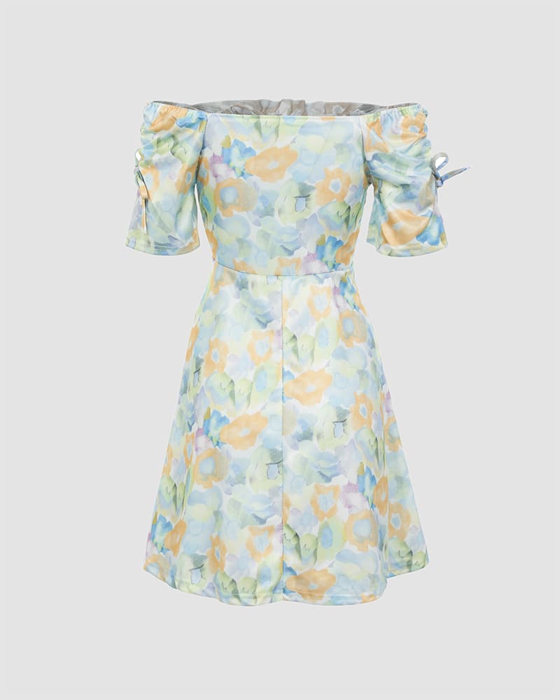 Gracefully Styled Dress for Any Occasion