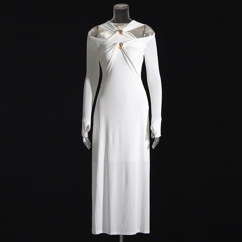 Beautifully Finished Dress in a Timeless Design