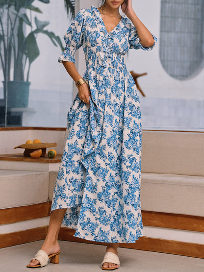 Classic Vintage Dress with a Flattering Fit
