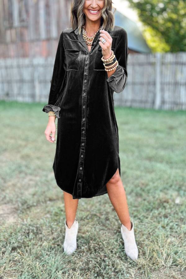 A Vintage Style Dress with Delicate Timeless Details