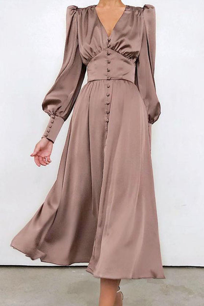Gracefully Styled Dress for Any Occasion