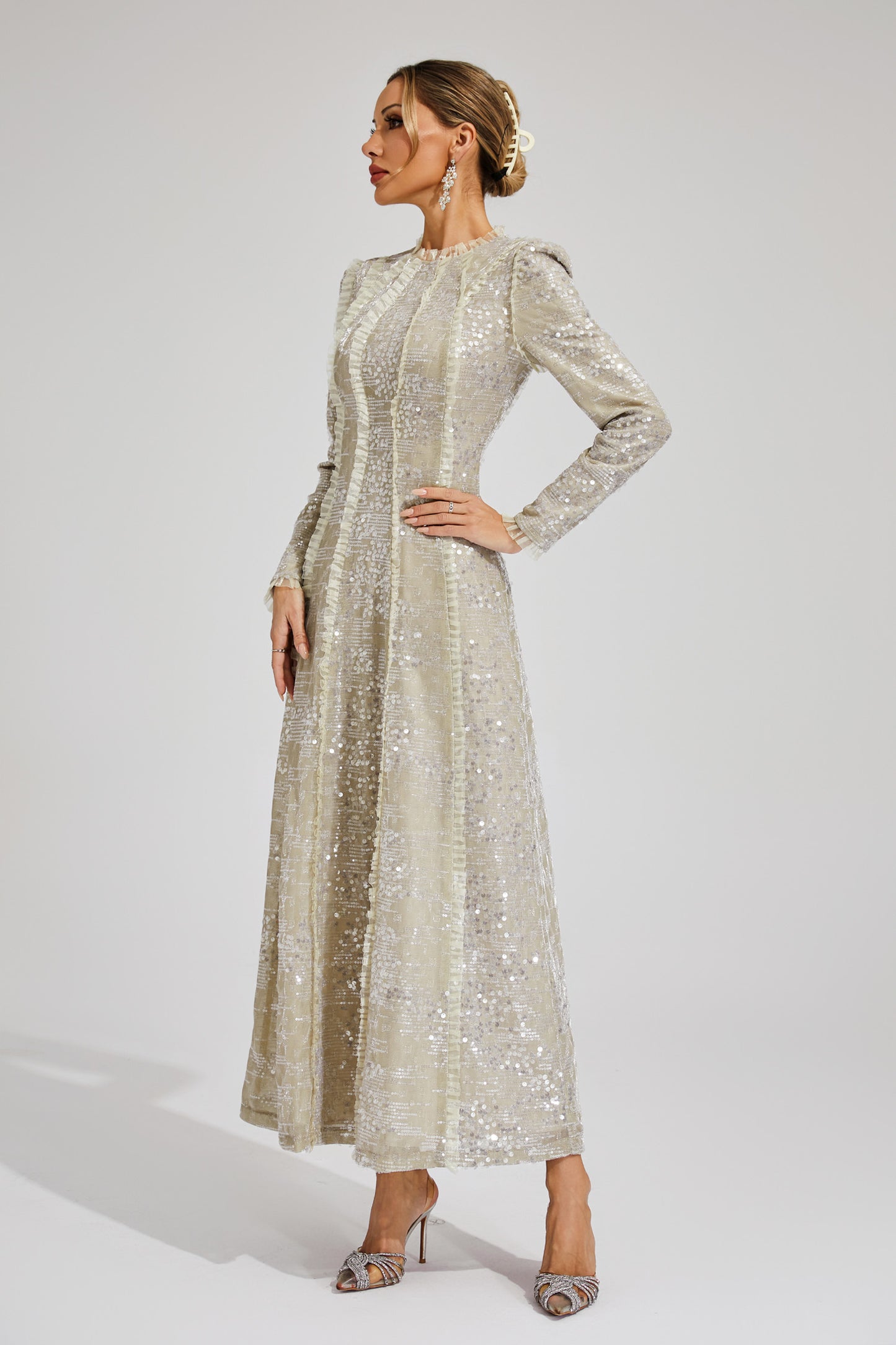 Classic Vintage & Enduringly Stylish Dress