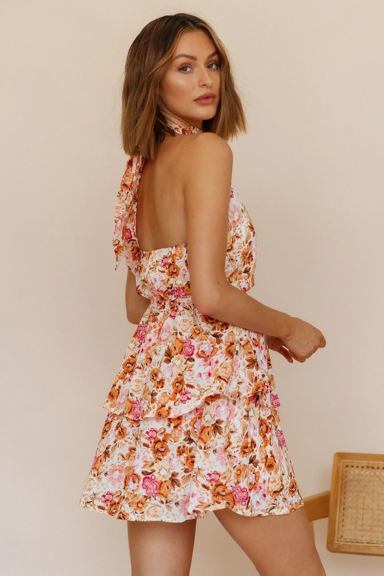 Well Tailored Dress with a Graceful Silhouette