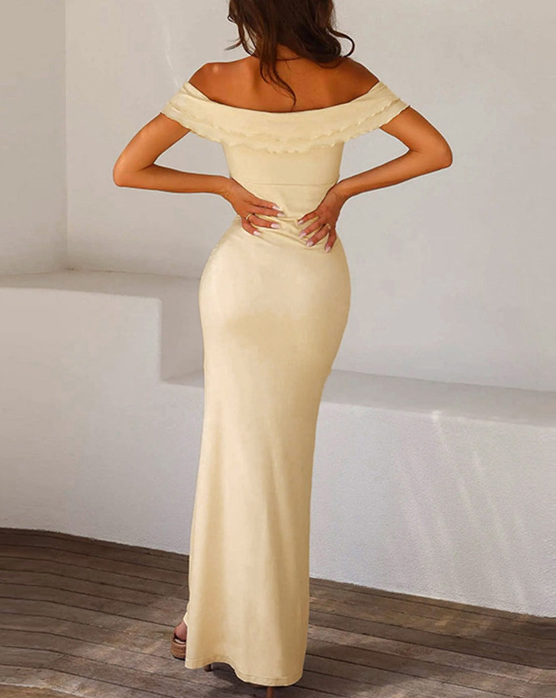Polished Dress with an Effortless Classic Look