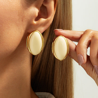 Golden Beige 3840