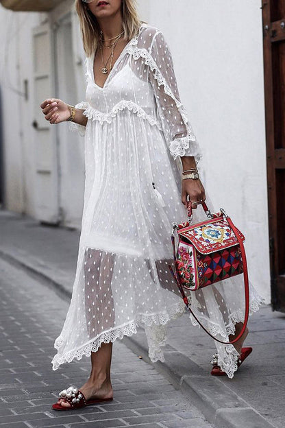 Gracefully Styled Dress for Any Occasion