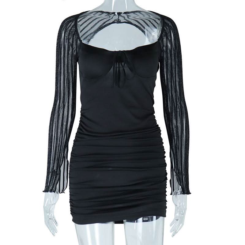 Well Tailored Dress with a Graceful Silhouette